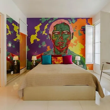 Art Aparthotel 4*
